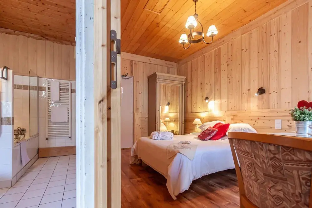 Comfort Double room with mountain view (full double bed)