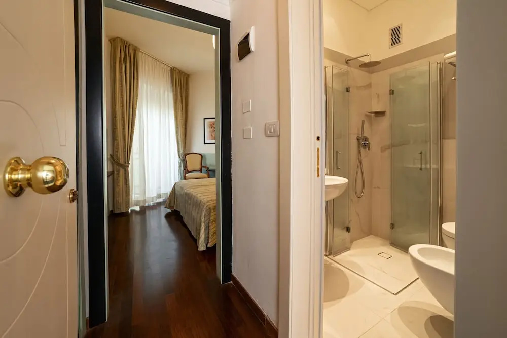 Standard Single room with balcony