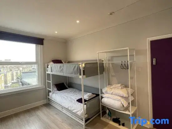 Standard room with city view