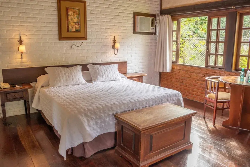 Standard Chalet