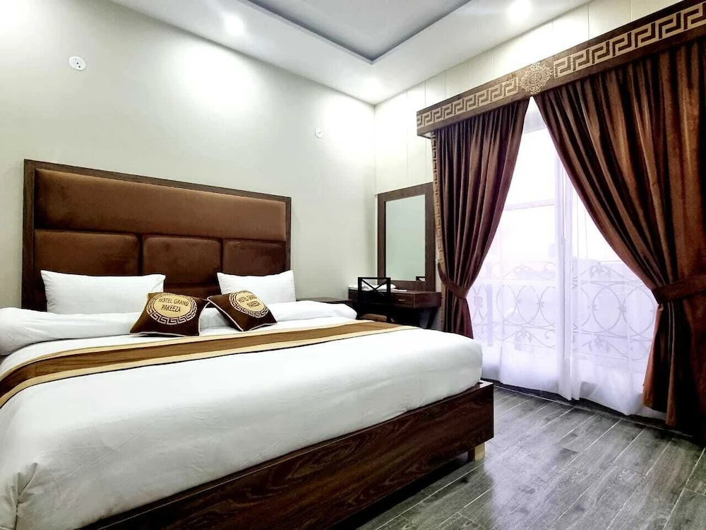Grand Pakeeza Hotel photo 7