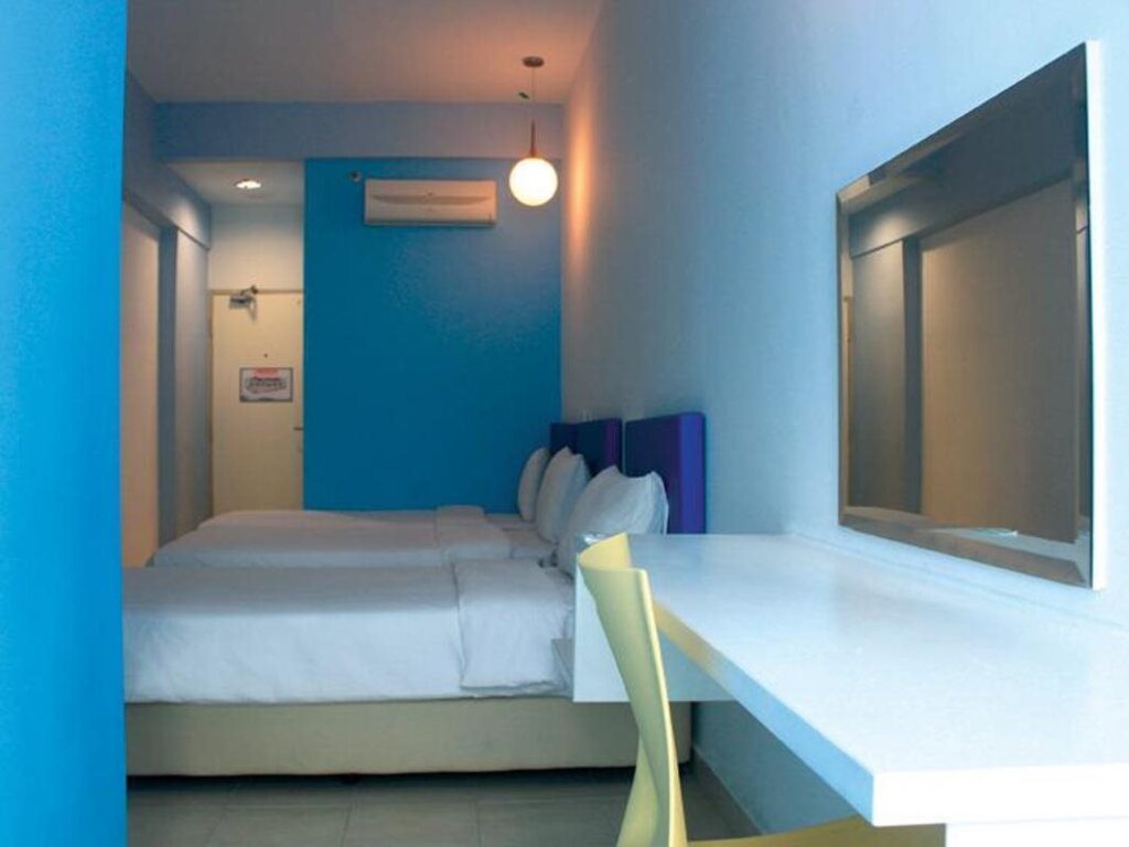 YY38 Hotel by null