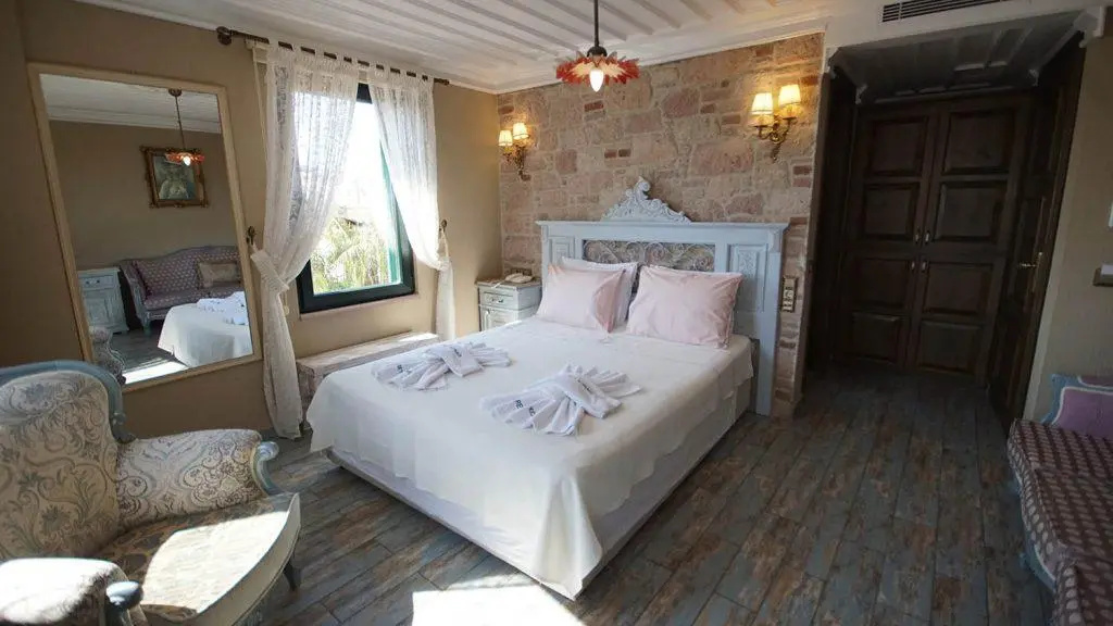 Deluxe room with city view