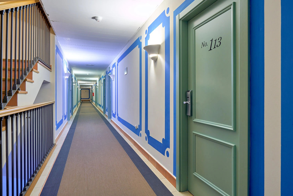 Lobby & Reception