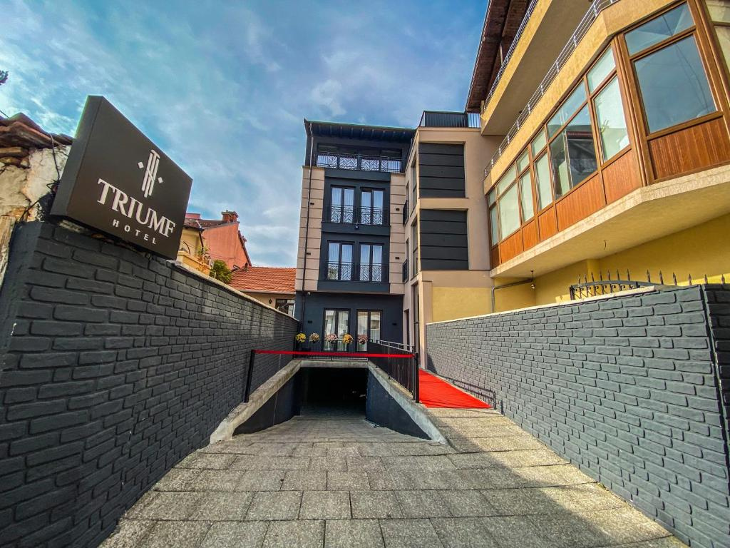 Deluxe Double room with mountain view (full double bed)