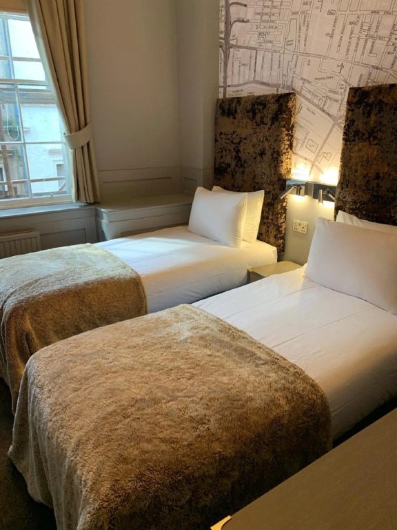 Babbity Bowster Bar/Restaurant/Hôtel by null