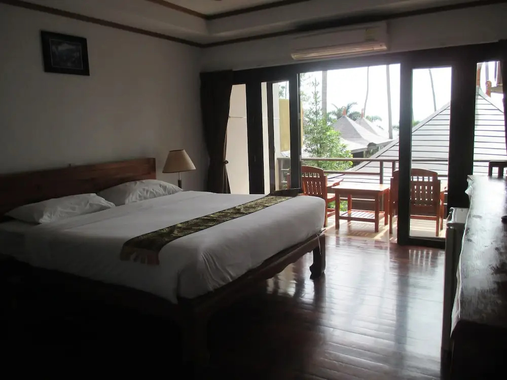 Superior Double room with balcony (full double bed)