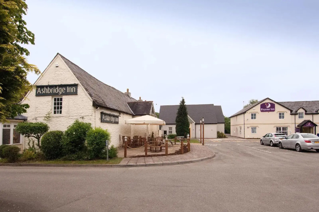 Premier Inn Cwmbran - Général