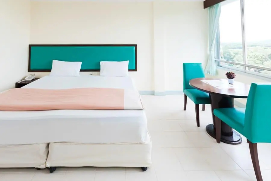 Deluxe room with partial sea view