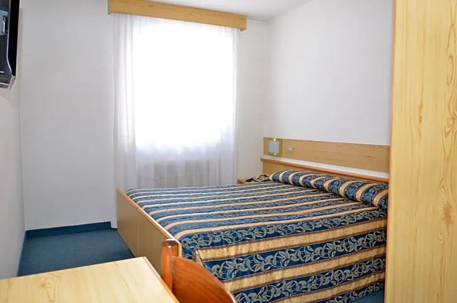 Debra Park Hotel - Chambres