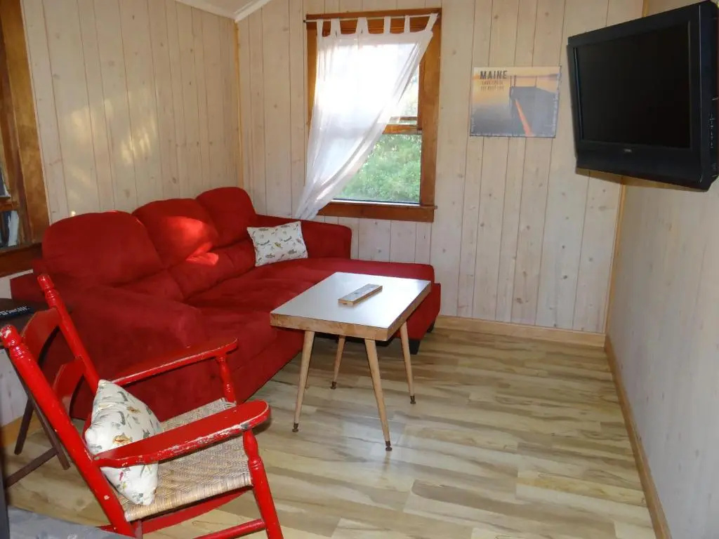 2 Bedrooms Cottage