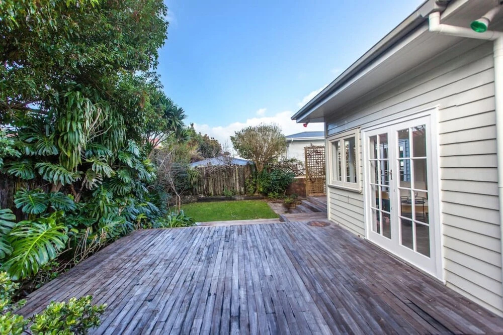 Sunny & Spacious Character Villa