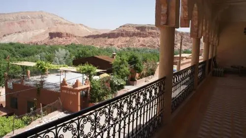 Balcony & Terrace