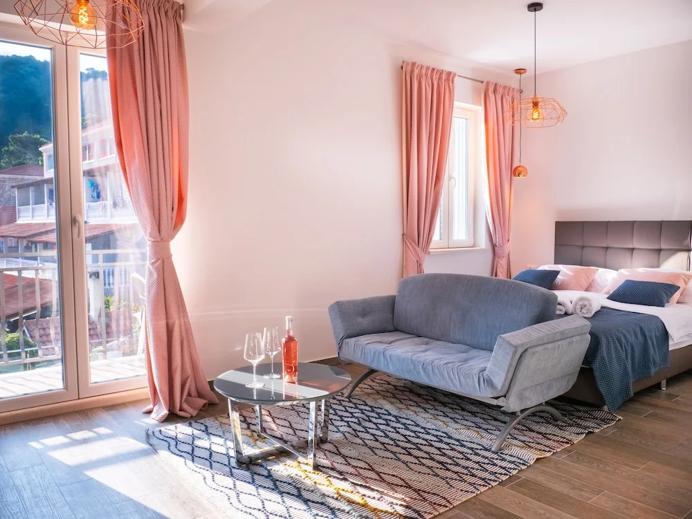 Boutique Pine Tree apartments - Chambres