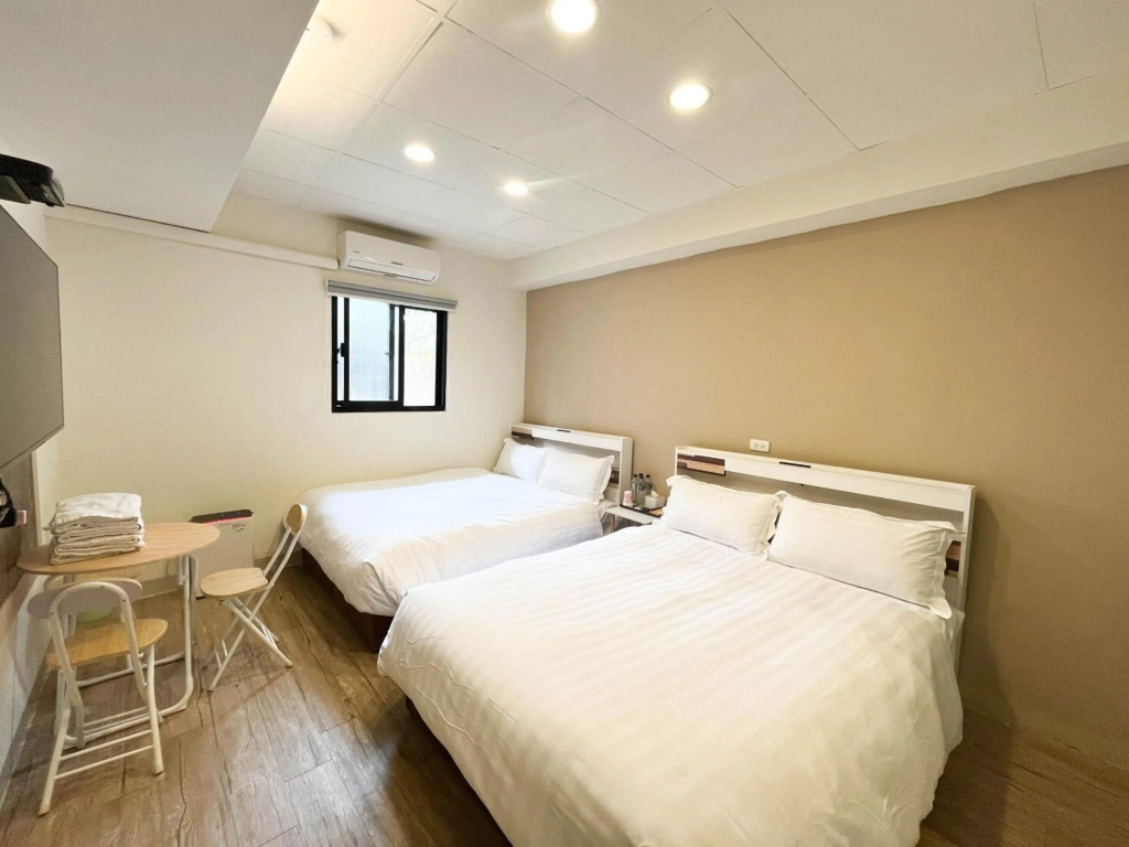 Gen Product B&B — 3