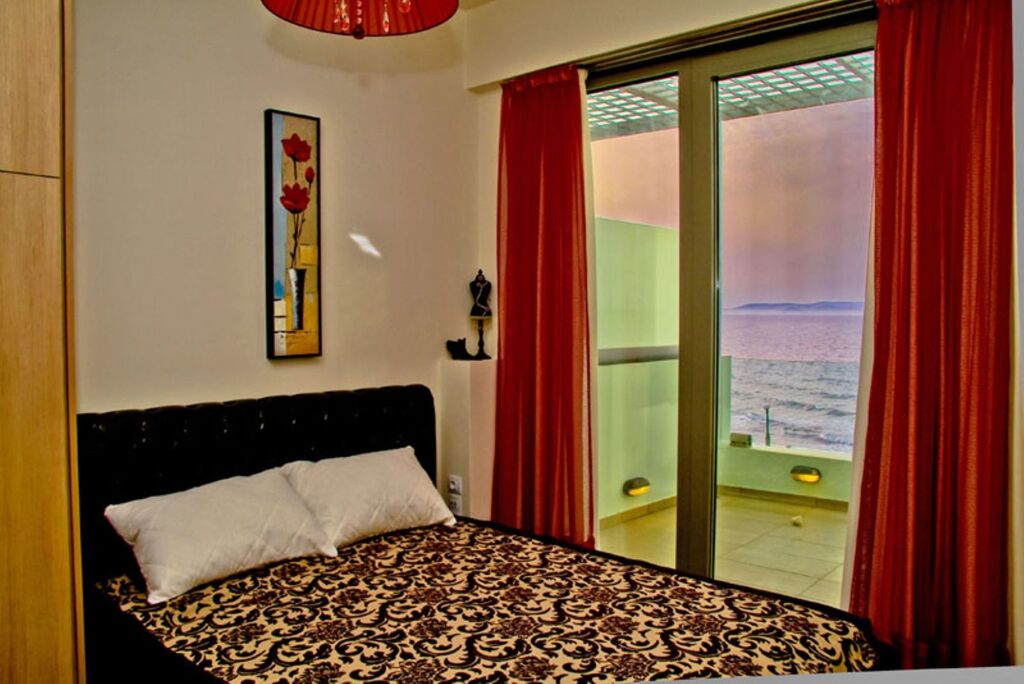 Beach Front Villa Peri