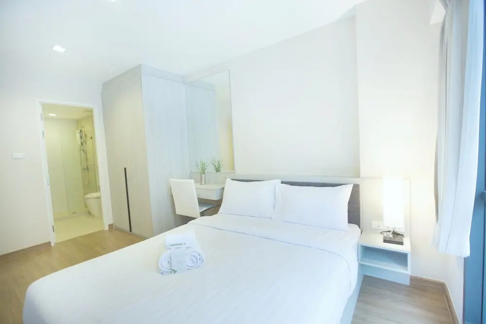 2 Bedrooms Superior room with balcony
