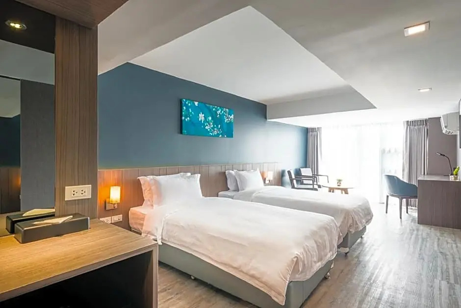 Premier room
