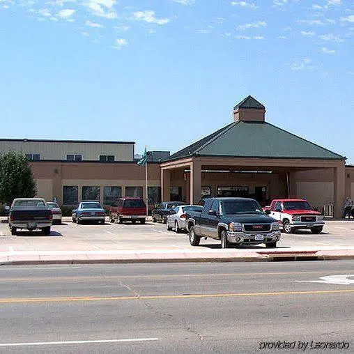 Parkside Hotel & Convention Center
