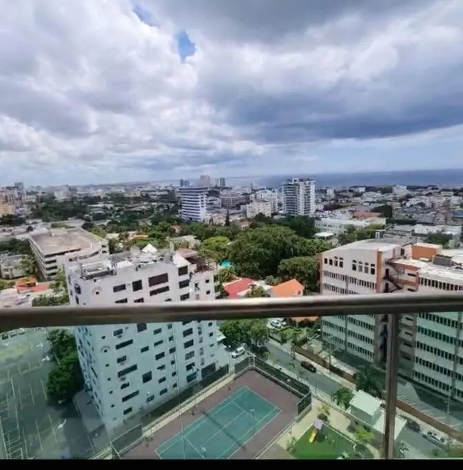 Ocean View Luxurious Condo, Pool,Gym,Sauna,Theater