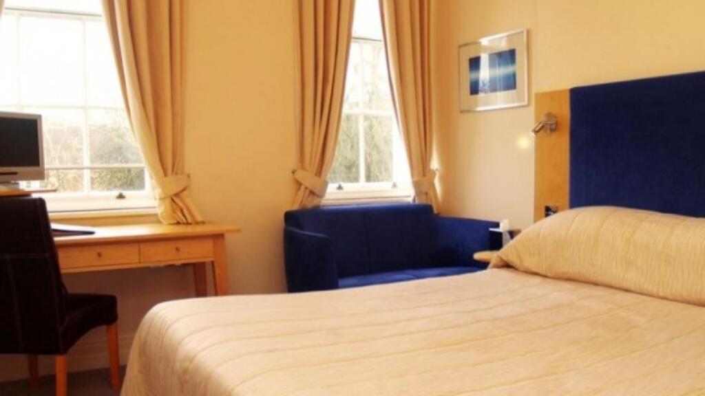 The Berkeley Square Hotel - 16