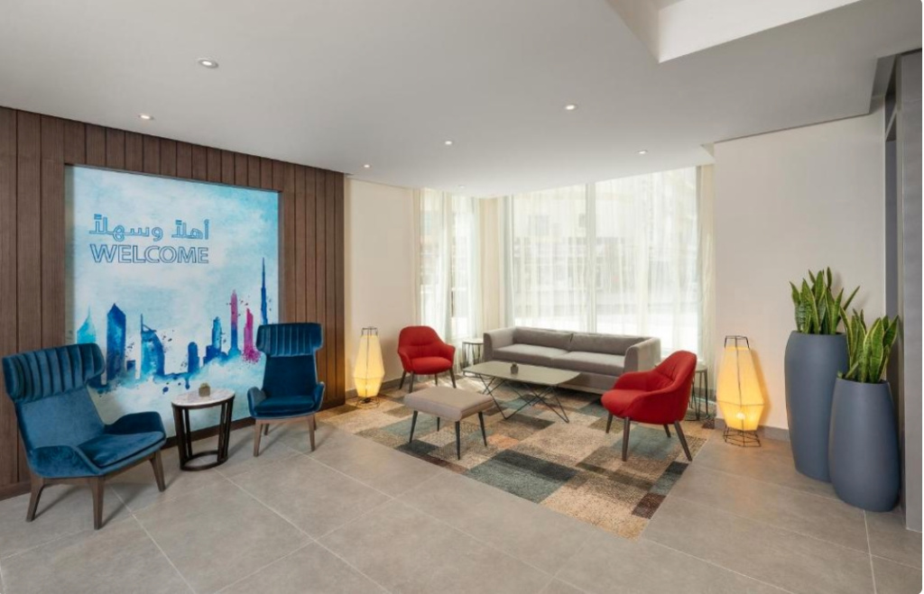 Hampton by Hilton Dubai Al Barsha - 4