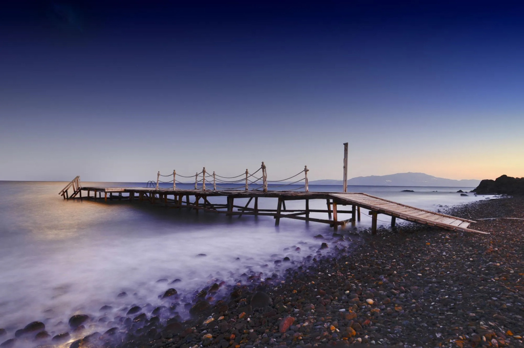 Beach & Waterfront