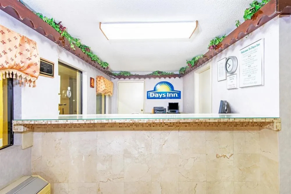 Days Inn Opelika