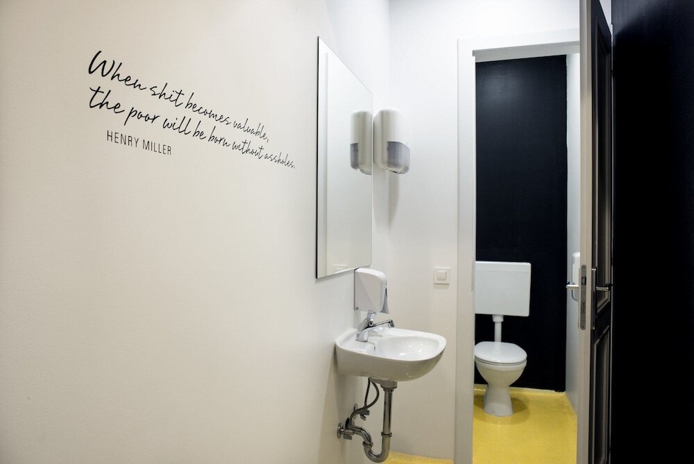 Hostel Čopova, Hostel in gostinstvo, d.o.o. by null