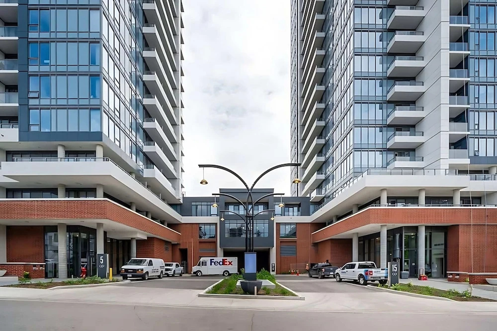 Newly Built 22nd Floor Condo w Stunning Views