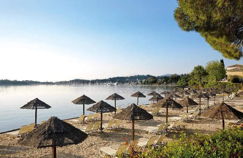Beach & Waterfront