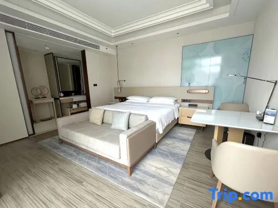 3 Bedrooms Villa with courtyard view