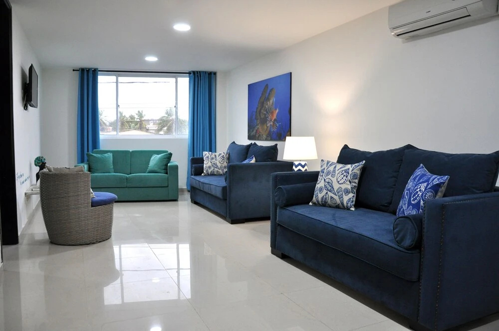Lobby & Reception