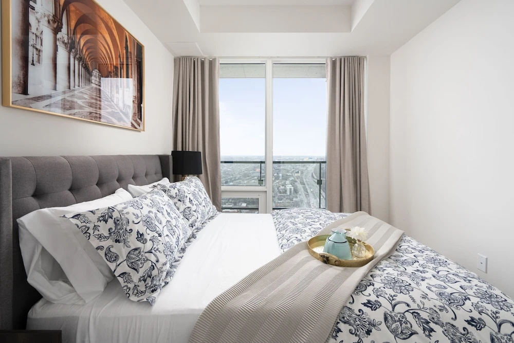 Designer 1BR plus Study Suite — 5