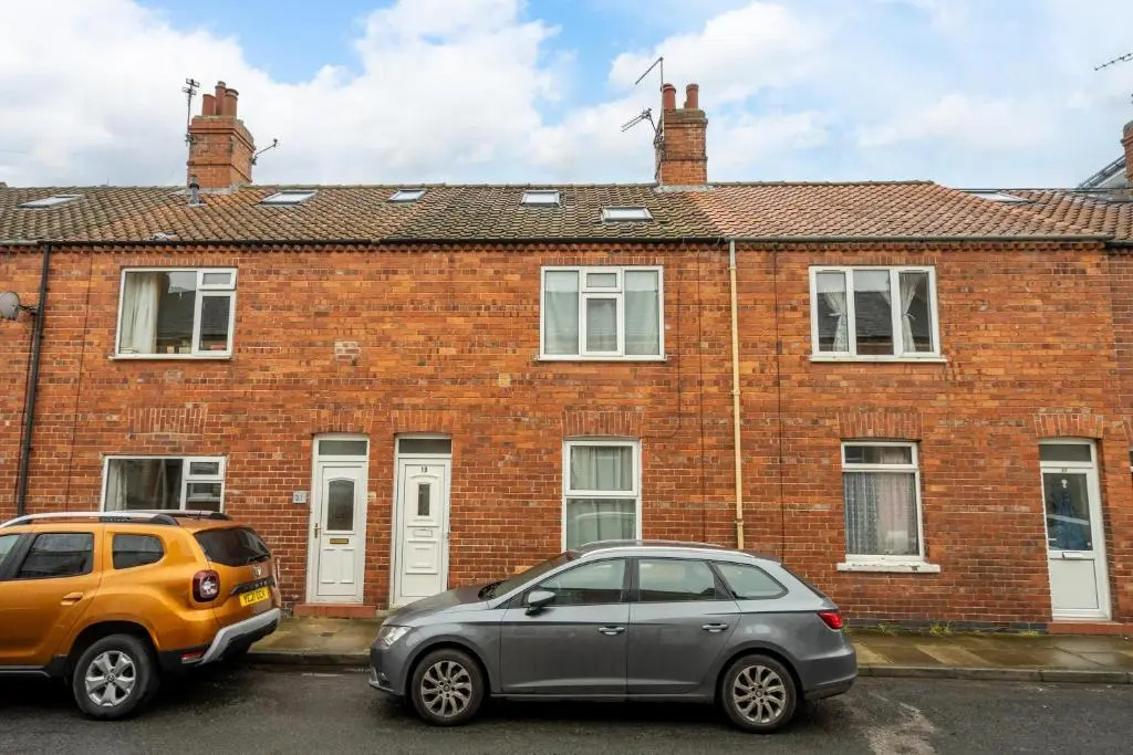 19 Curzon Terrace