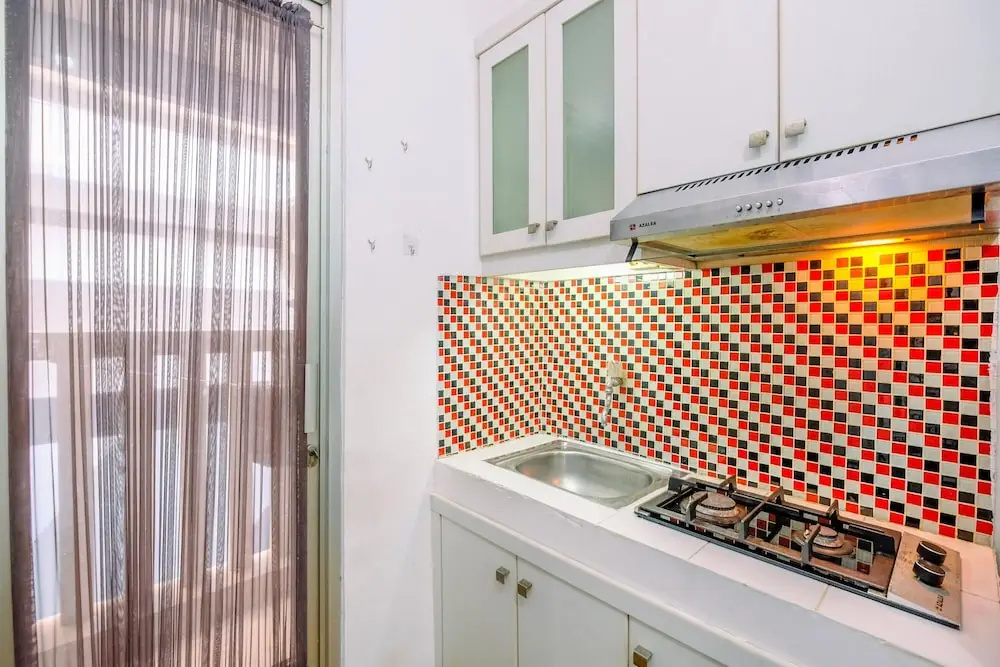 Homey And Fully Furnished Studio At Green Bay Pluit Apartment