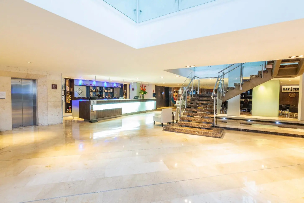 Hotel photo 2