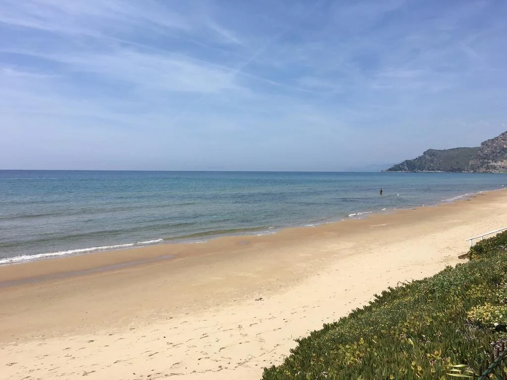 Beach & Waterfront