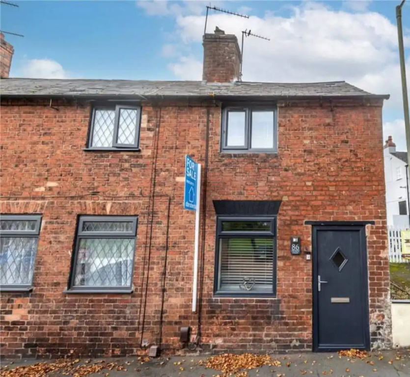 Peaceful Retreat in Telford With Modern Amenities