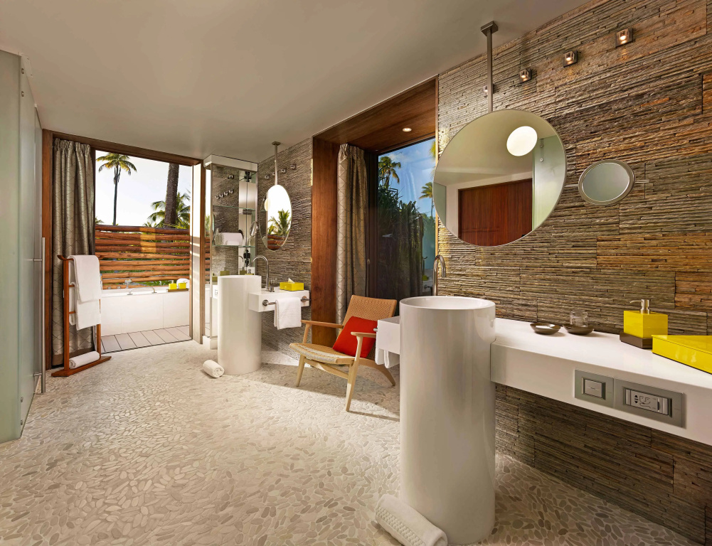 2 Bedrooms Villa