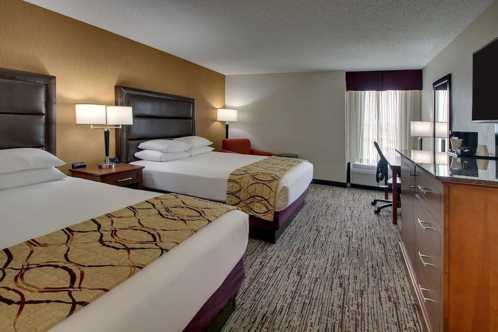 Drury Inn & Suites Evansville East - Chambres