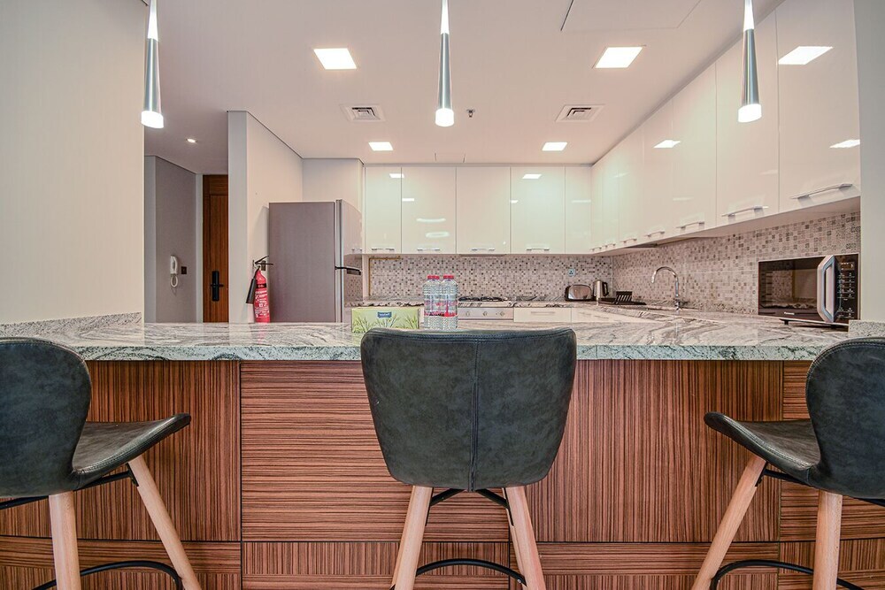 gallery_image_hidden_95