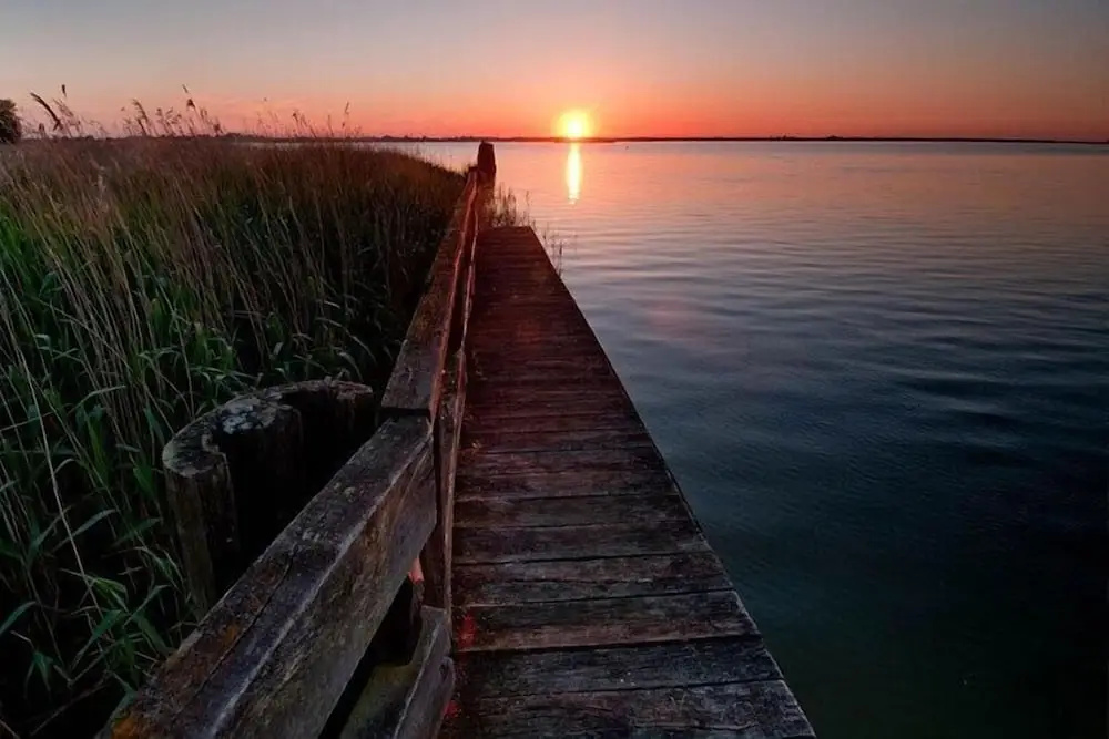 Beach & Waterfront