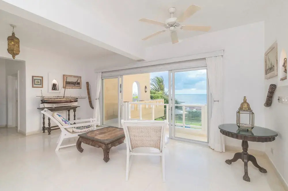 Amani Beachfront Villa by YourHost - фото 8