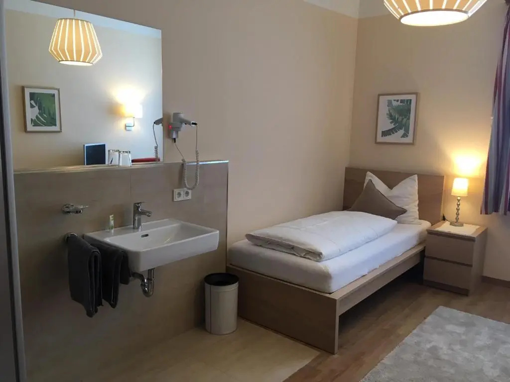 Plainbrücke - Self-Check In - Chambres