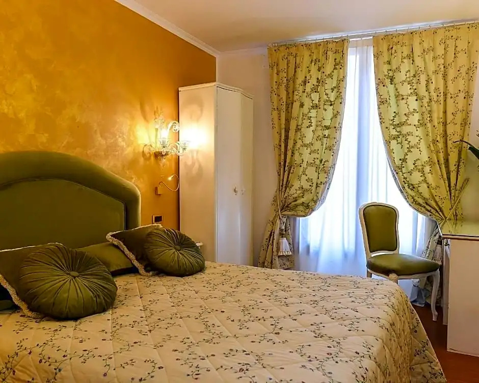 Standard room with view