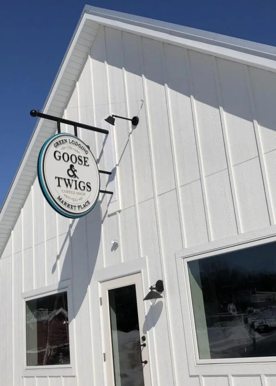 Goose & Twigs