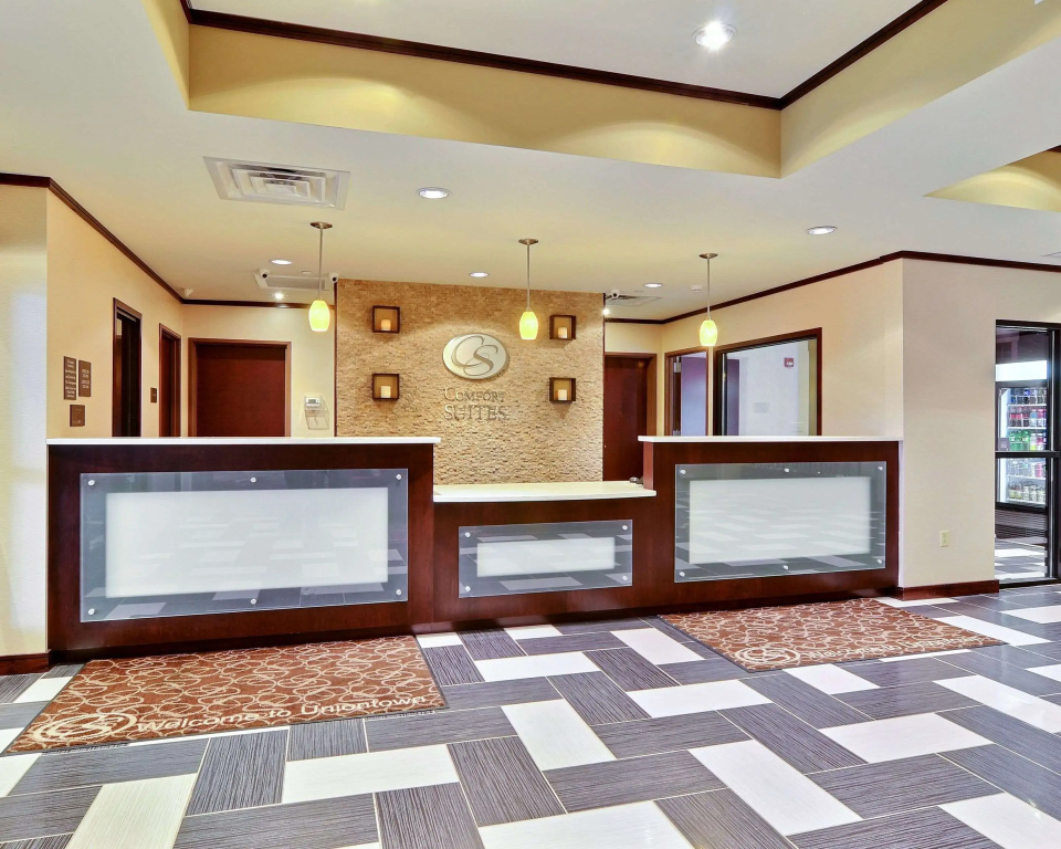 Lobby & Reception