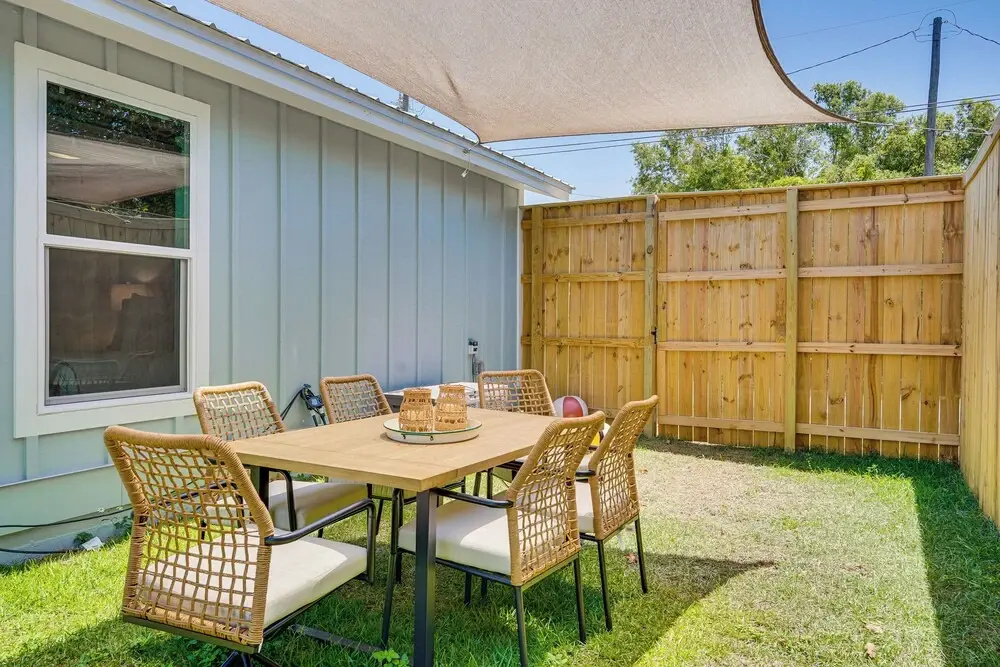 Chic PCB Getaway w/ Private Yard - Walk to Beach!
