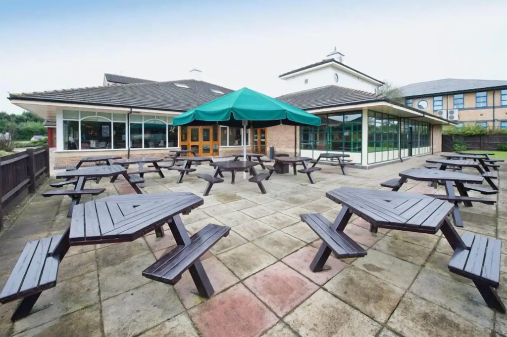 Premier Inn Sheffield/Barnsley (M1 Jct36) - Général